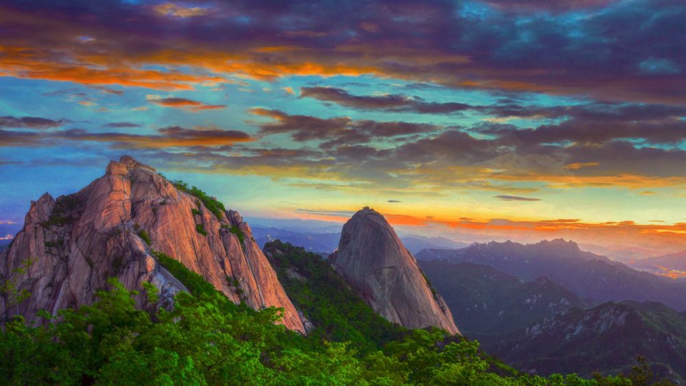 Bukhansan Nationalpark at sunrise